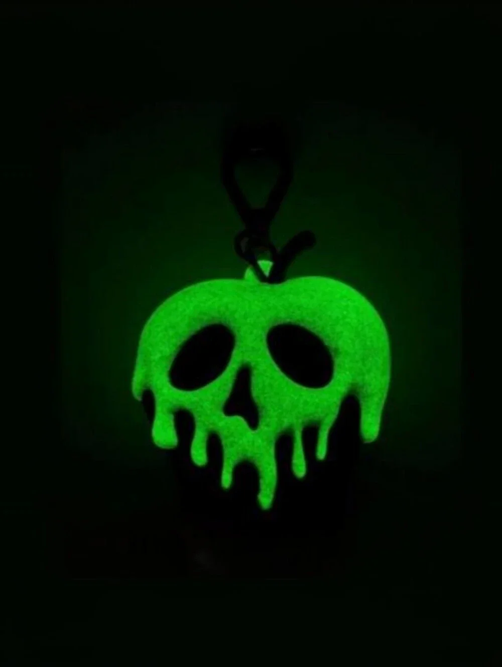 Bath and Body Works Disney Villains Poison Apple PocketBac Holder NWT